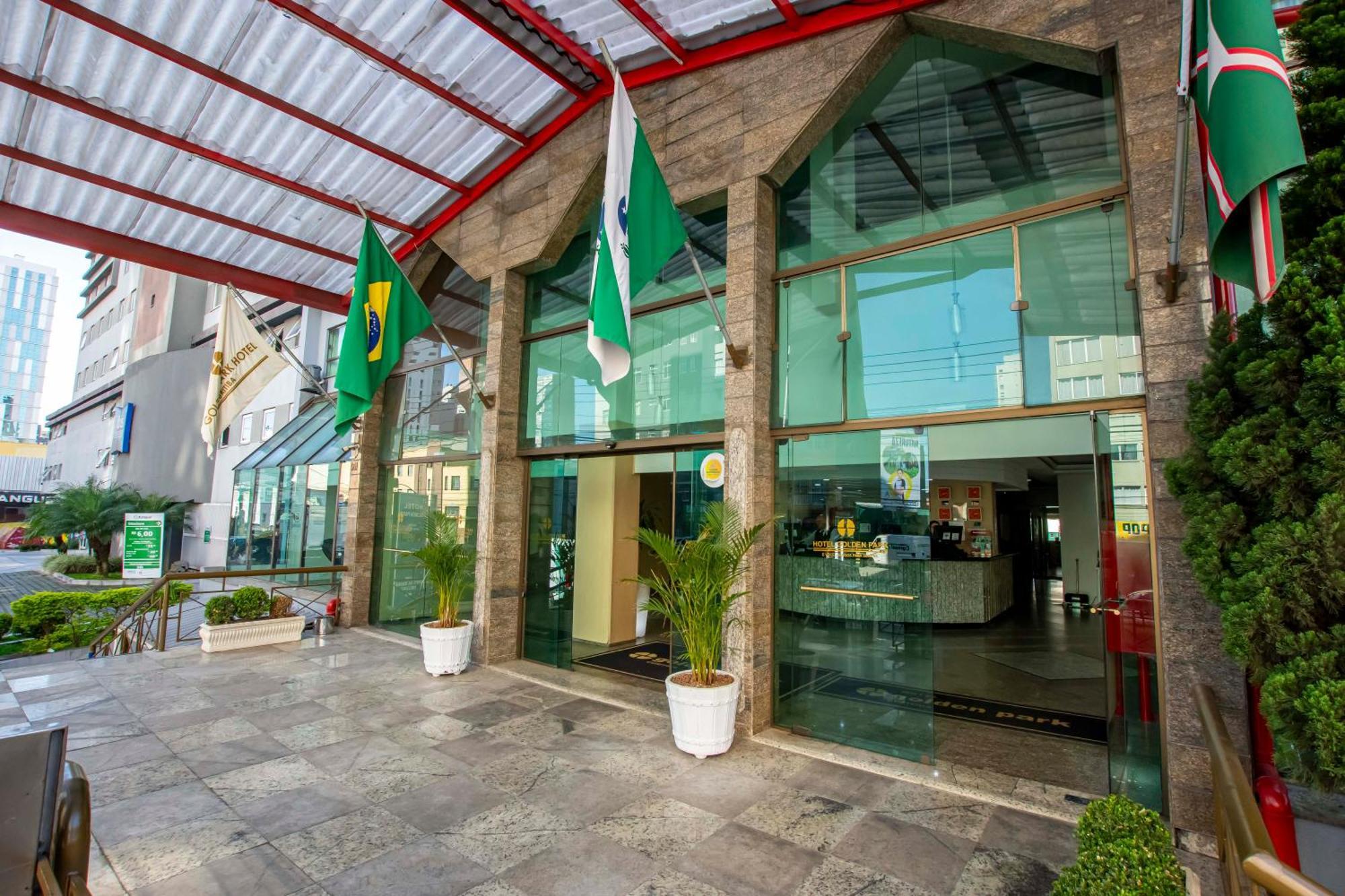 Hotel Golden Park Curitiba By Nacional Inn エクステリア 写真