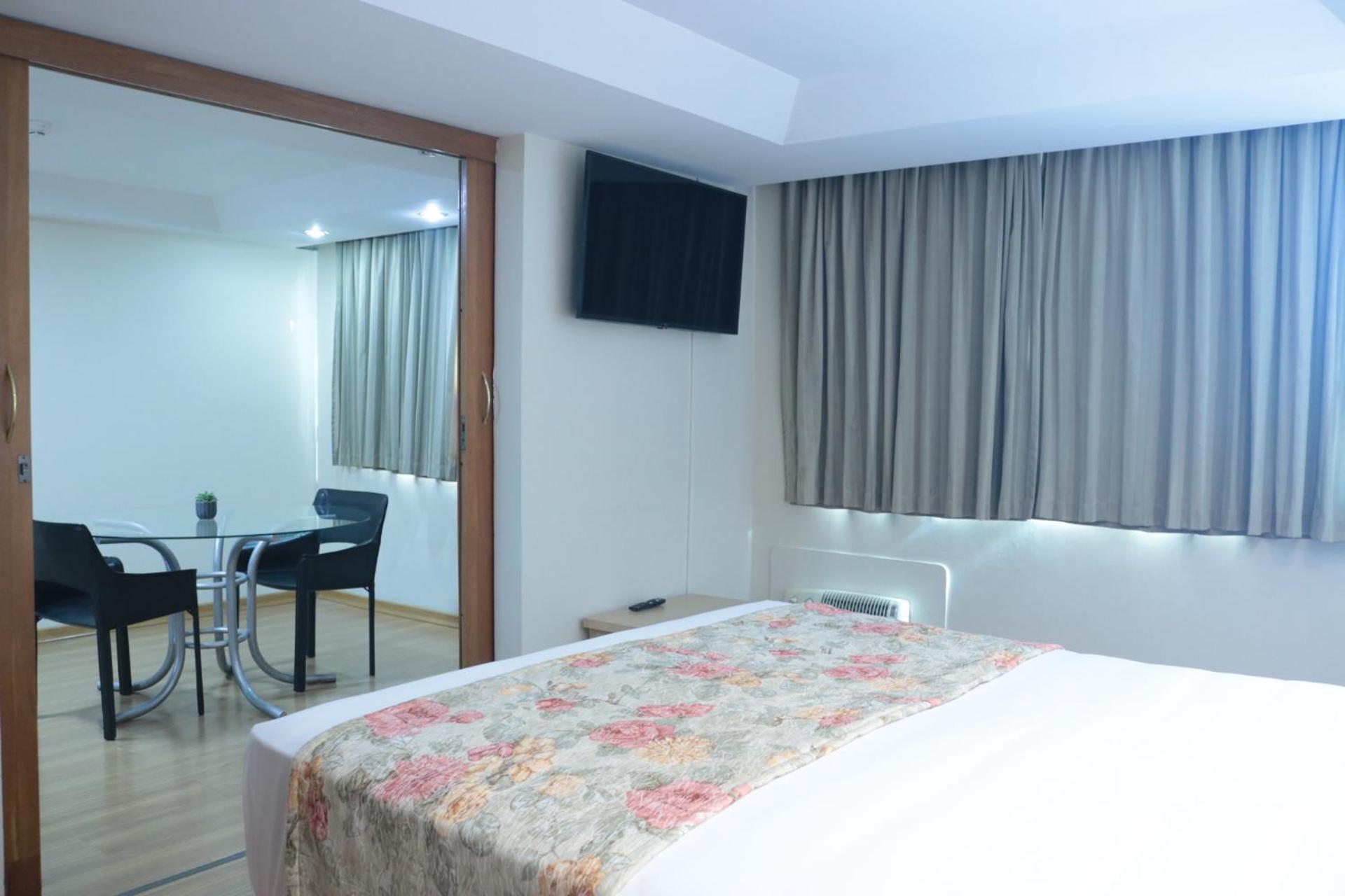 Hotel Golden Park Curitiba By Nacional Inn エクステリア 写真